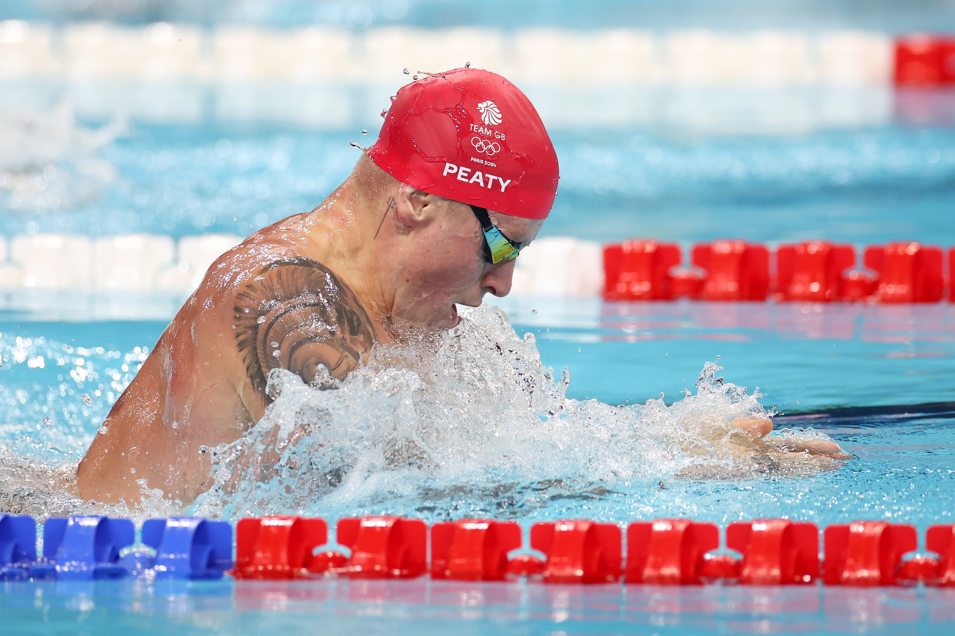 Adam Peaty đã phải vật lộn khi các vận động viên bơi lội của Đội tuyển Anh trở lại mặt đất (Isabel Infantes/PA)