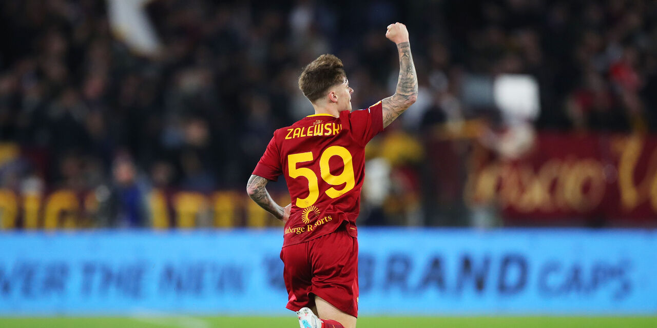 PSV Eindhoven Lodge €9m Bid for Roma Utility Man