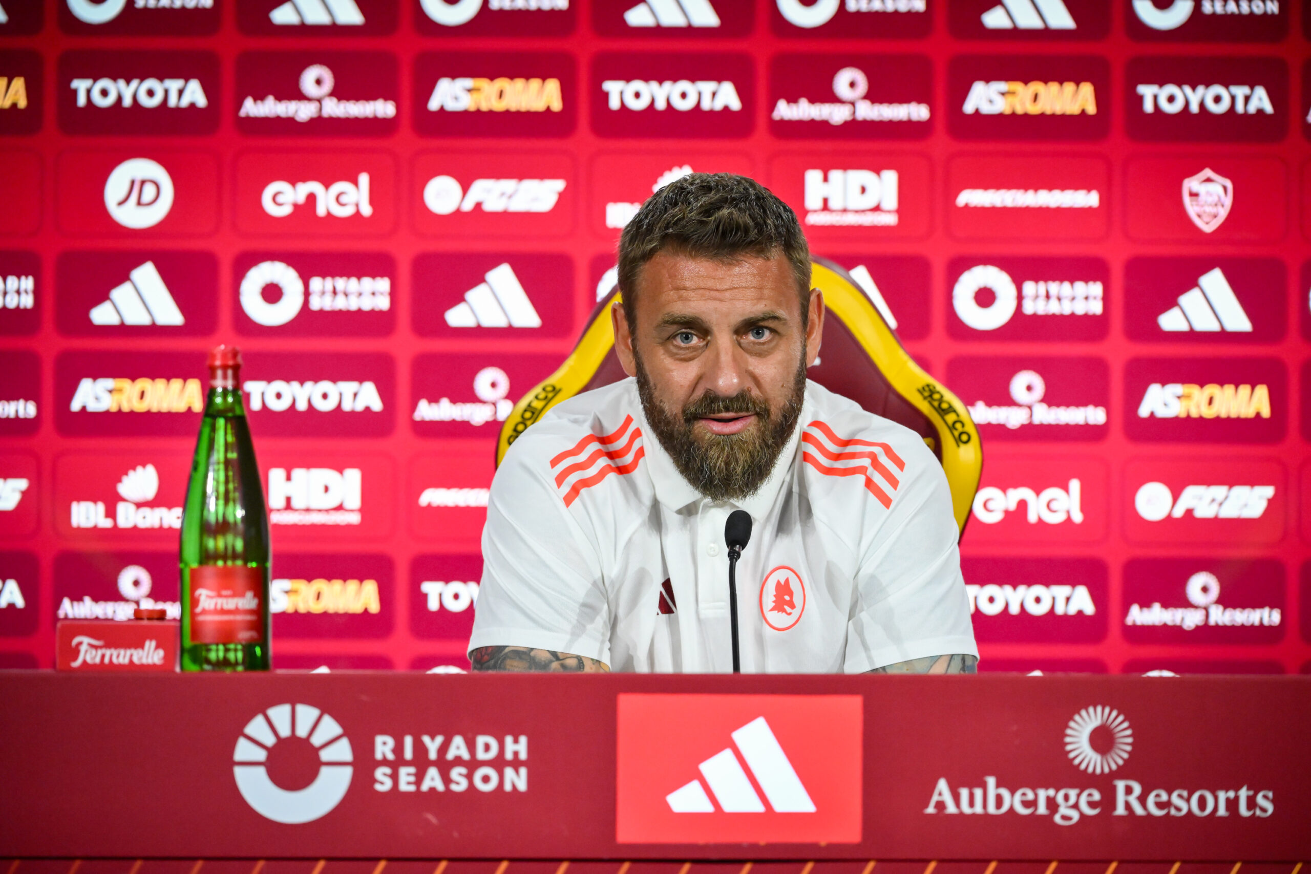 De Rossi Laments Late Mistakes as Roma Held to 1-1 Draw by Genoa