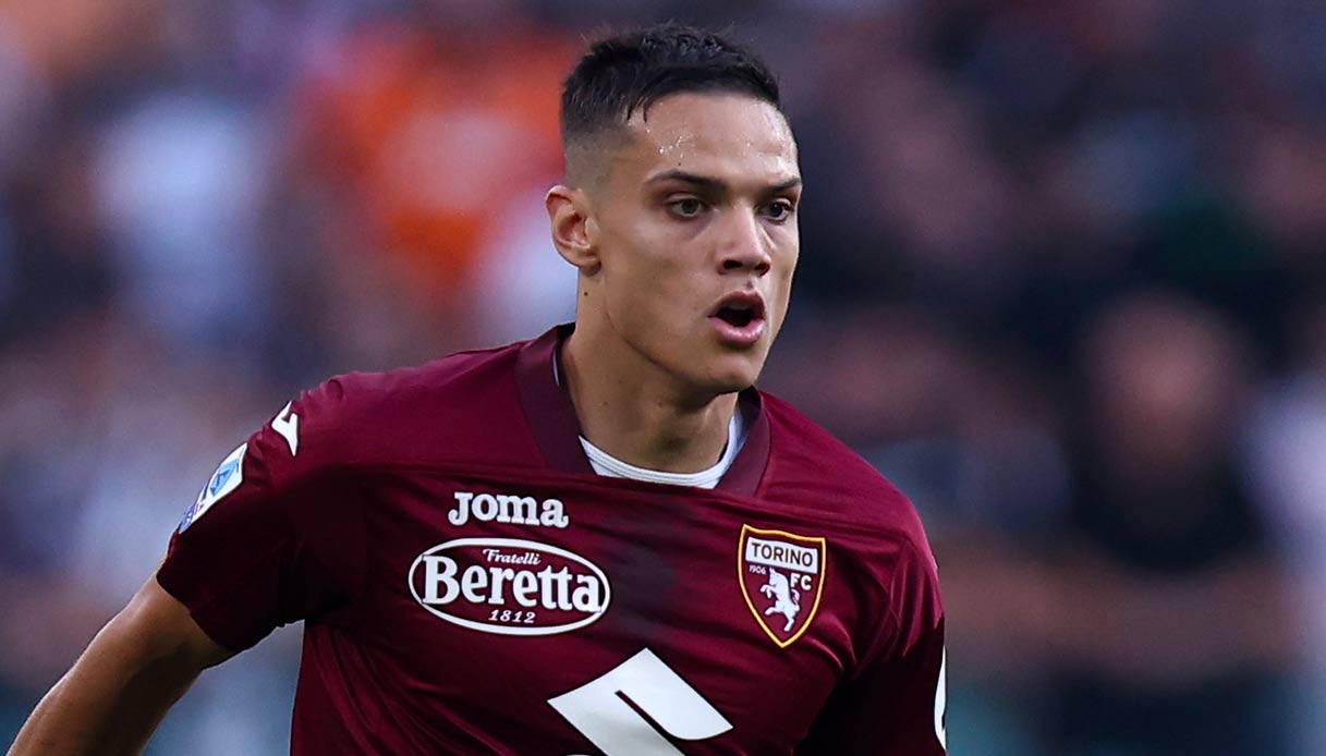 Italy & Torino Midfielder Praised for Superb Performance Vs France