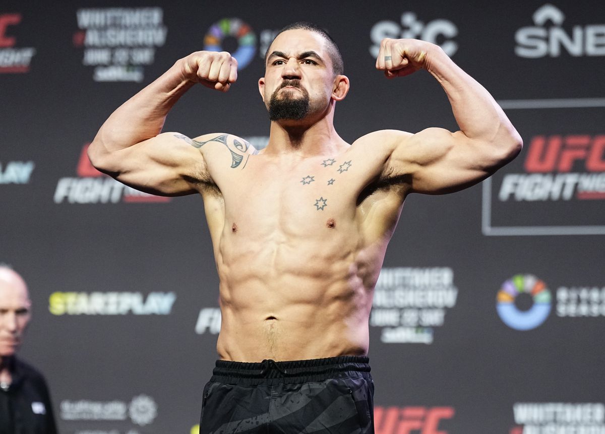 Đêm chiến đấu UFC: Nghi thức cân nhắc giữa Whittaker v Aliskerov