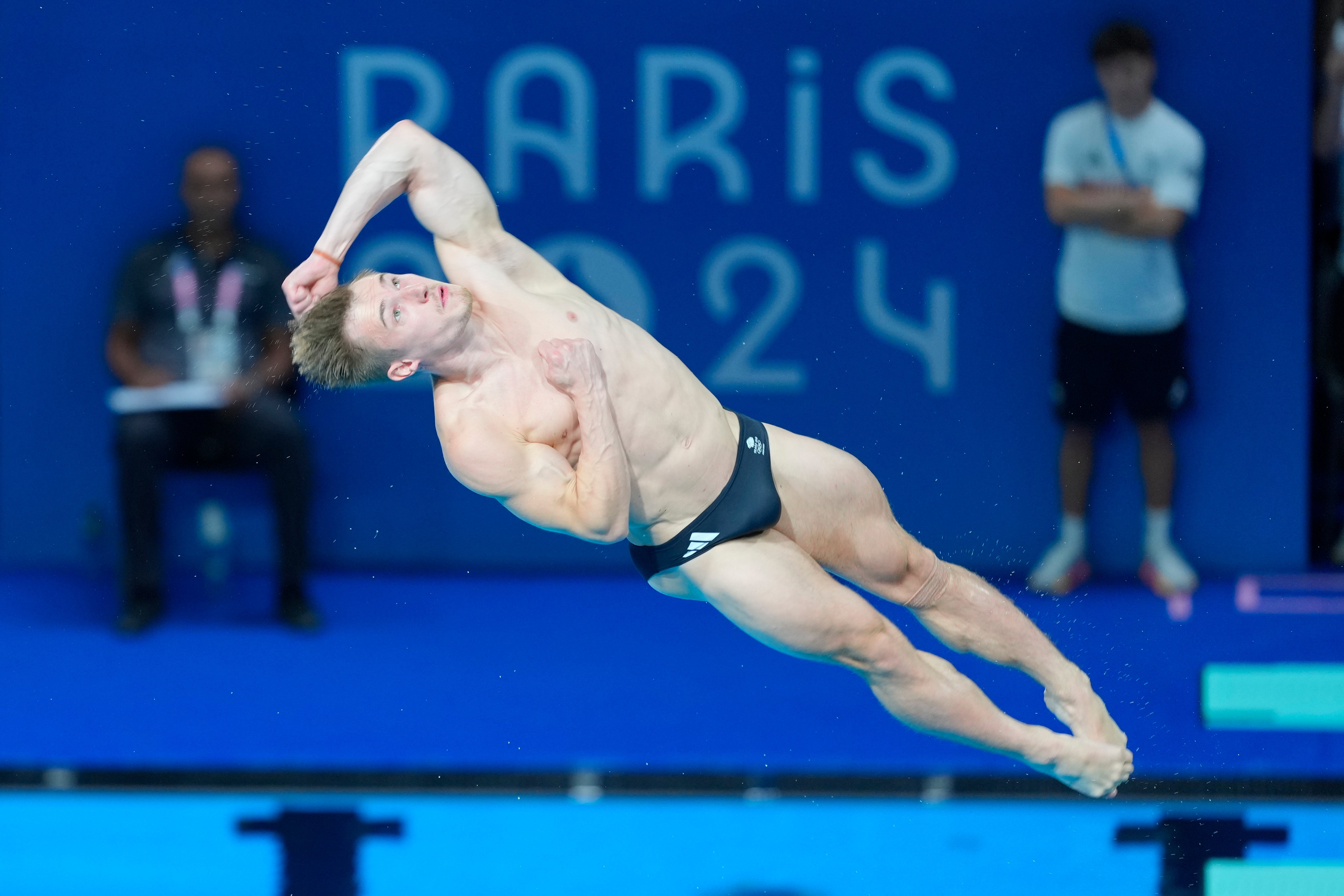 Vận động viên lặn Olympic Jack Laugher sẽ không tham gia Thế vận hội