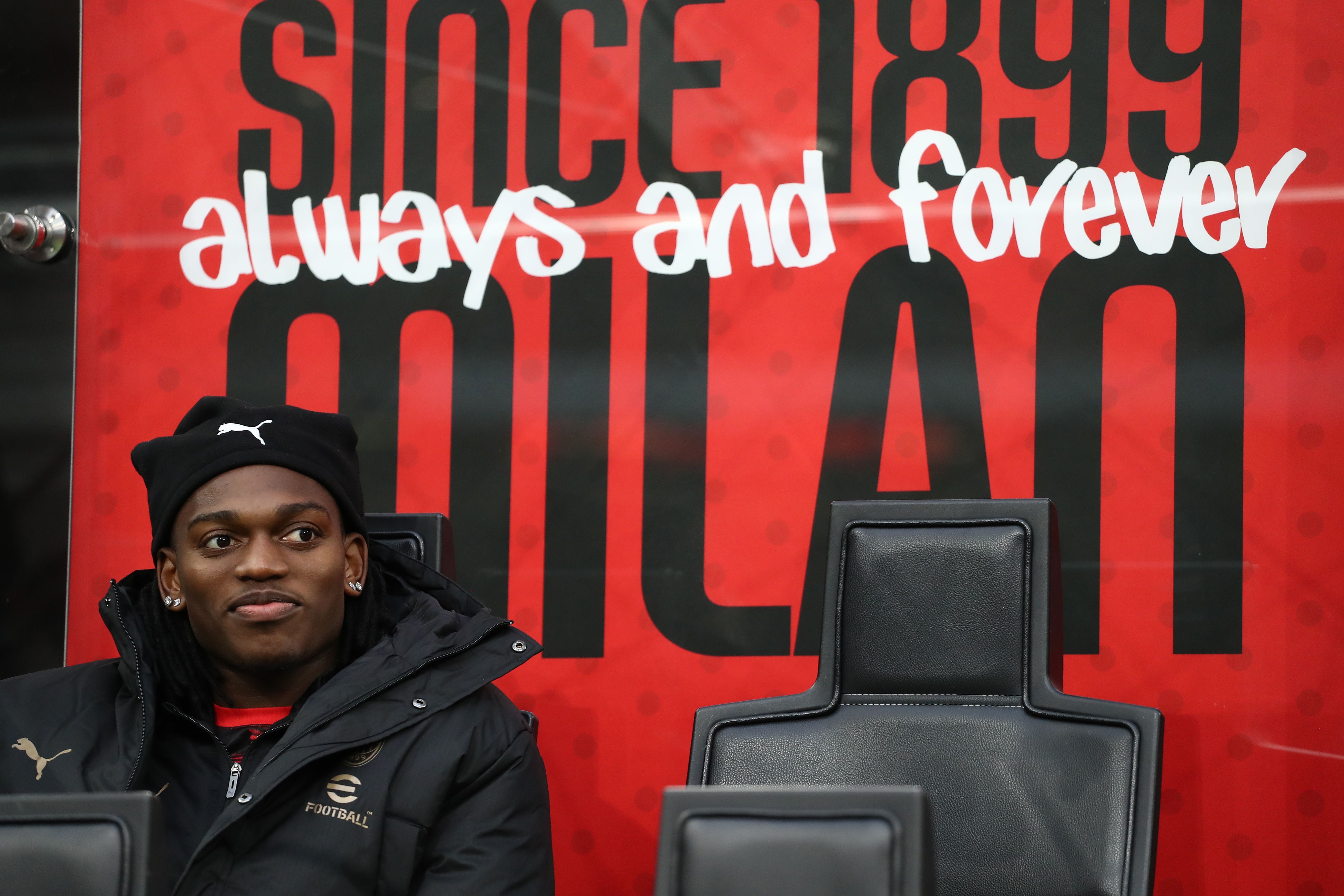 Milan Head Coach Plays Down Rafael Leao Quarrel After Udinese Win