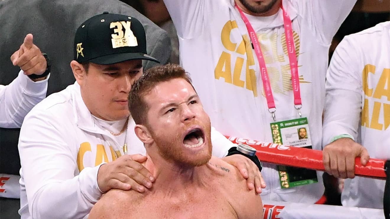 Canelo Alvarez hạng nhẹ-nặng