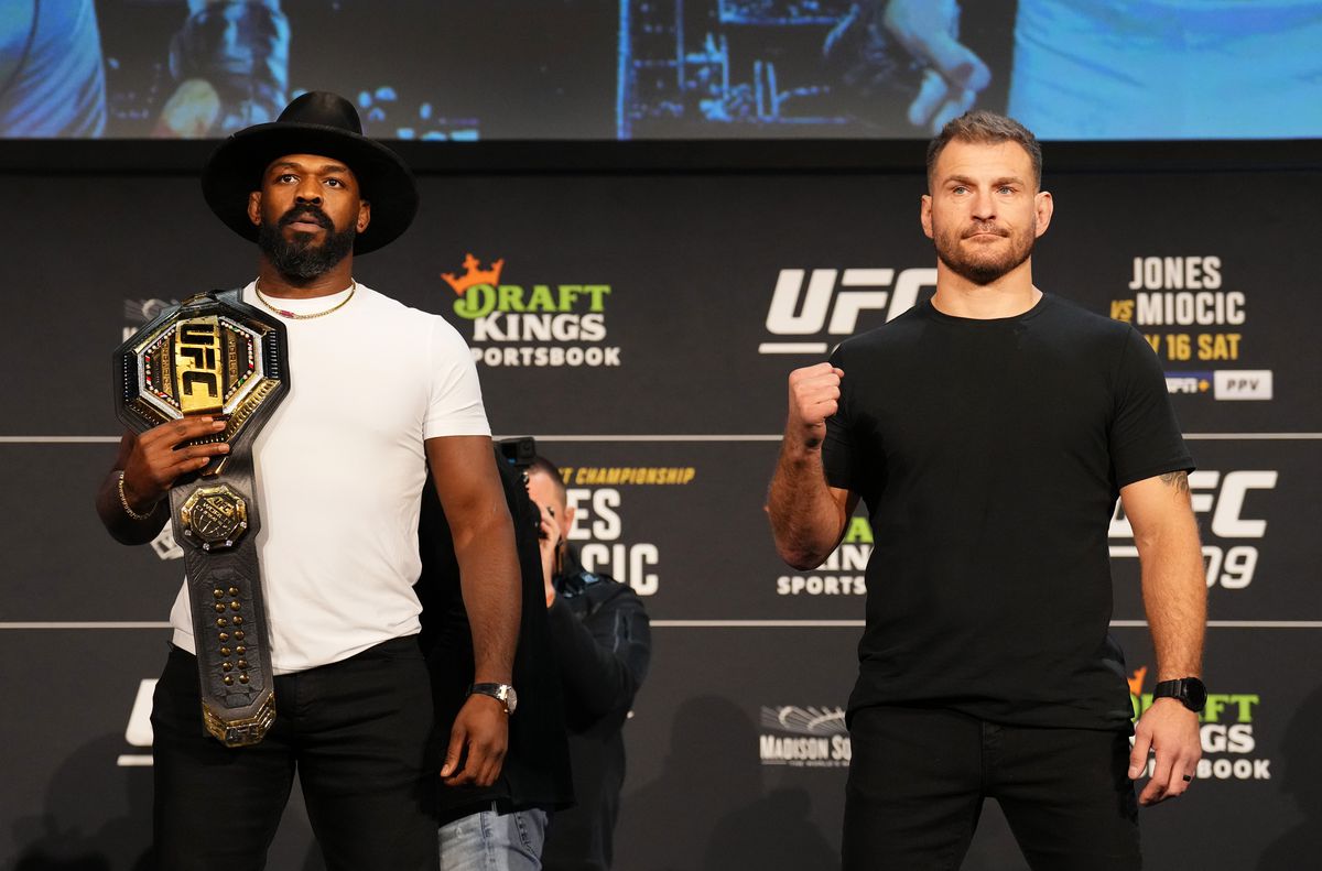 UFC 309: Jones v Miocic - Họp báo