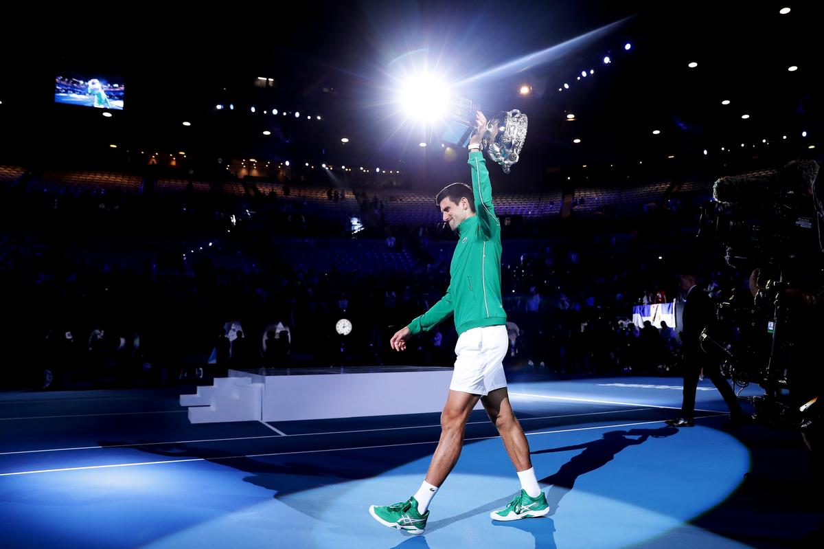 Djokovic giành danh hiệu thứ tám tại Melbourne sau khi đánh bại Dominic Thiem trong trận chung kết năm 2020. Djokovic giành danh hiệu thứ tám tại Melbourne sau khi đánh bại Dominic Thiem trong trận chung kết năm 2020.