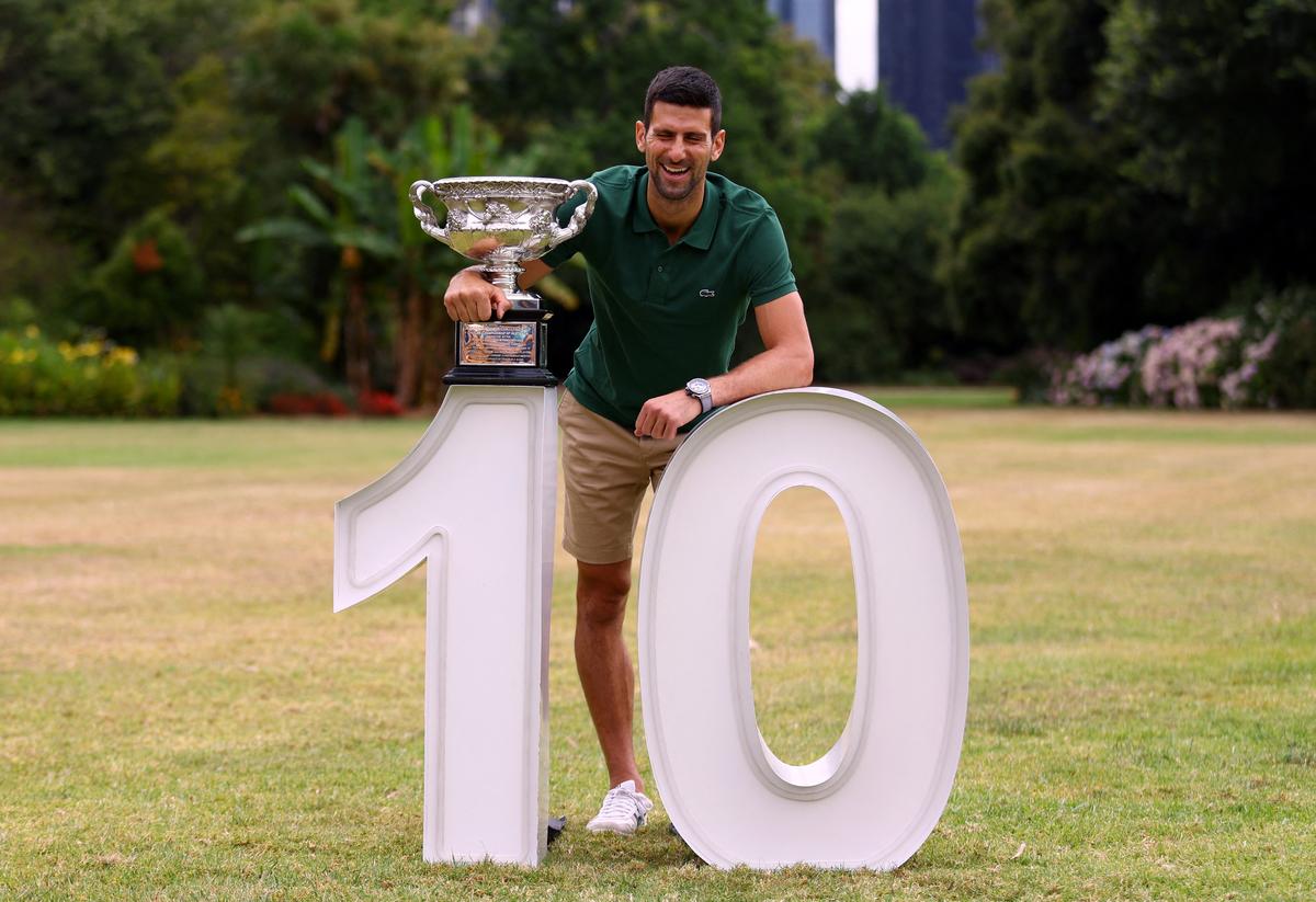 Djokovic đã giành chức vô địch Úc mở rộng lần thứ 10 và nói chung là chức vô địch Major thứ 22 vào năm 2023 với chiến thắng trong set thẳng trước Stefanos Tsitsipas trong cuộc đụng độ đỉnh cao.