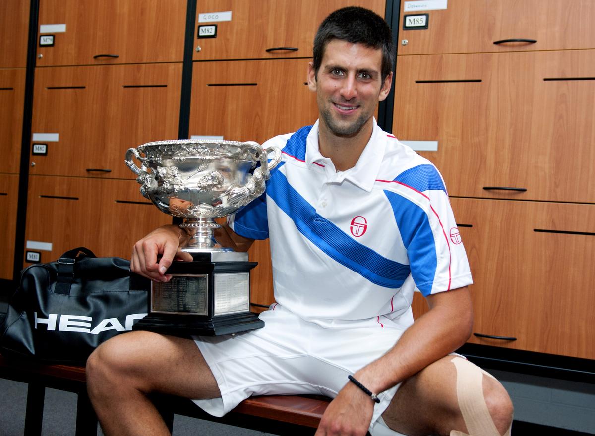 Djokovic chấm dứt cơn hạn hán kéo dài hai năm tại các giải Slam bằng cách đánh bại Andy Murray, huấn luyện viên hiện tại của anh, để giành chức vô địch Australia Open năm 2011. Djokovic chấm dứt cơn hạn hán kéo dài hai năm tại các giải Slam bằng cách đánh bại Andy Murray, huấn luyện viên hiện tại của anh, để giành chức vô địch Australia Open năm 2011.