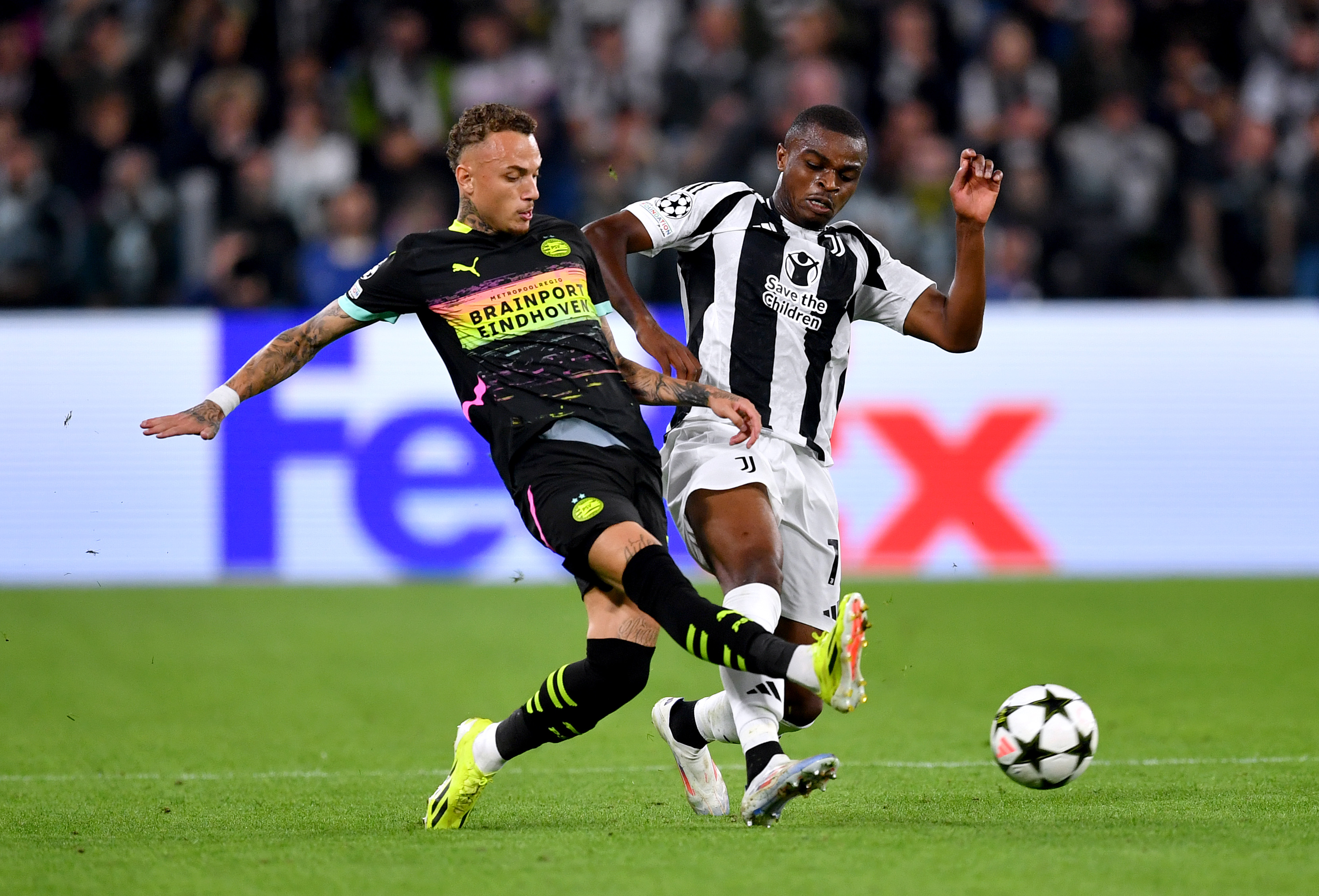 Có một cơ hội 50/50 Juventus và Milan sẽ xuất hiện trong trận play -off Champions League, nhưng đó sẽ không phải là trường hợp.