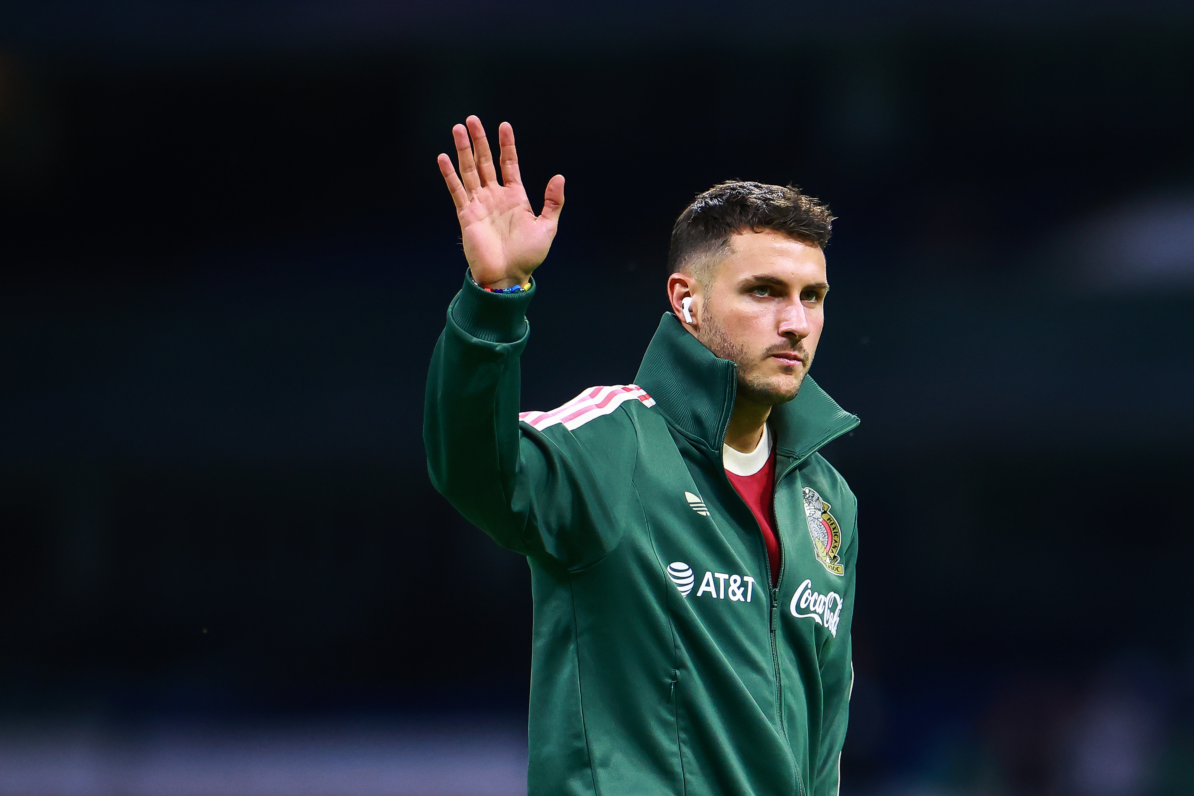 Milan nhận thức được những khó khăn để ký hợp đồng với Santiago Gimenez từ Feyenoord vào tháng 1, nhưng họ sẽ không từ bỏ mà không cố gắng.