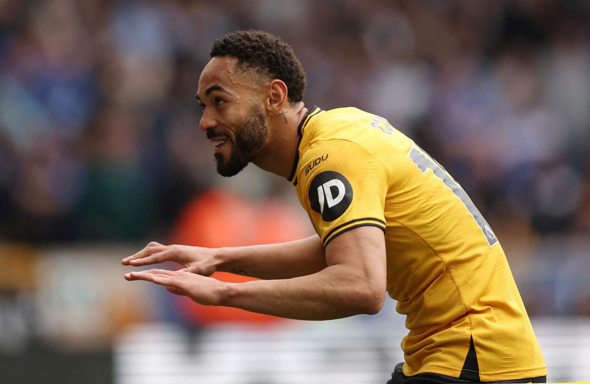 Matheus Cunha của Wolverhampton Wanderers kỷ niệm ghi bàn đầu tiên của họ.