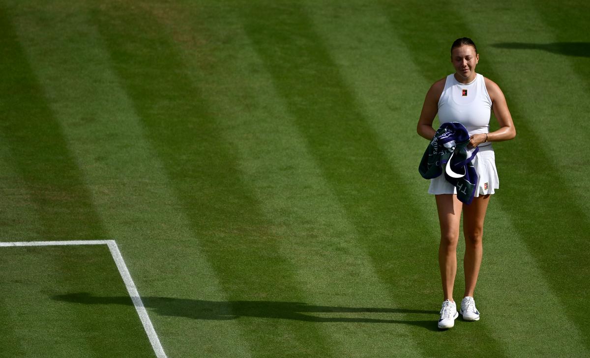 Solid comeback: After failing to qualify at Wimbledon a year ago, Amanda Anisimova racked up a 5–1 record against top-10 players this season. She ended up beating Aryna Sabalenka in the semifinal.