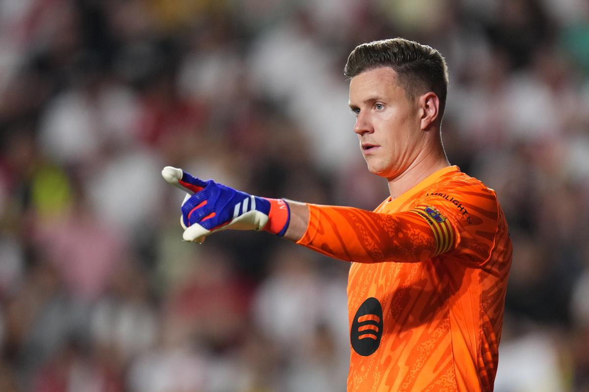Ảnh tập tin: Độ dài của chấn thương đã gây ra tranh chấp giữa Barcelona và Marc-Andre Ter Stegen. 