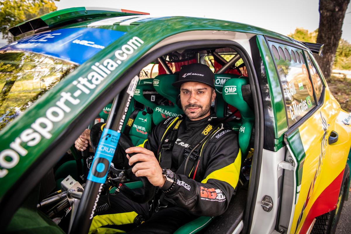 Ảnh tập tin: Gaurav Gill để lãnh đạo Thử thách Ấn Độ tại Sumatera Utara Rally. Ảnh tập tin: Gaurav Gill để lãnh đạo Thử thách Ấn Độ tại Sumatera Utara Rally.