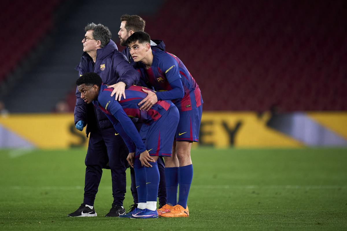 Alejandro Balde là tuyển thủ Tây Ban Nha nhưng xếp sau Marc Cucurella và Alex Grimaldo dưới sự chỉ đạo của huấn luyện viên Luis de la Fuente.