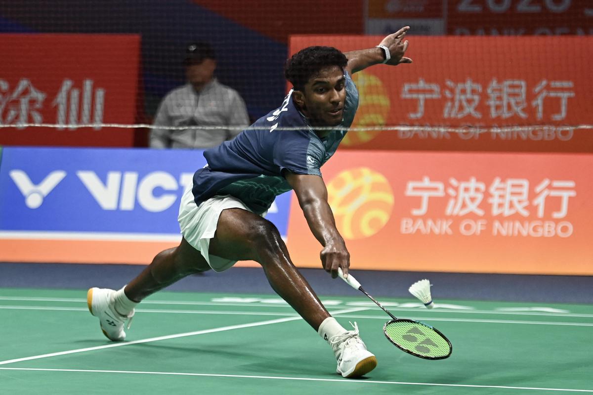 Ayush nói rằng anh ấy muốn tăng cường sức mạnh cho đôi chân của mình để giúp phòng thủ.