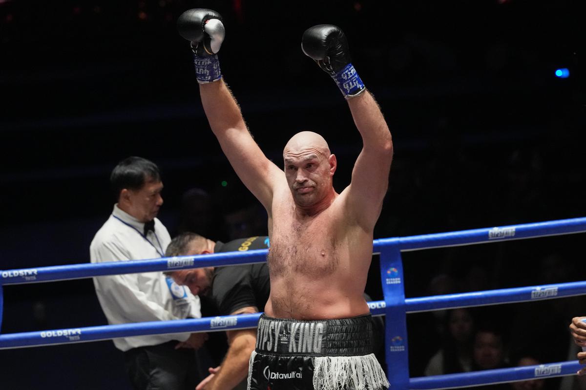 Fury đã góp phần biến trận đấu được mong đợi từ lâu này thành hiện thực, khi ngăn chặn Mariusz Wach trong một trận đấu nhẹ nhàng ở Pattaya, Thái Lan vào thứ Sáu.